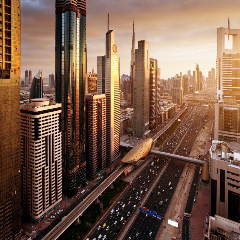 United Arab Emirates: Golden Visa Holders Now Eligible for Work Permits on the Mainland