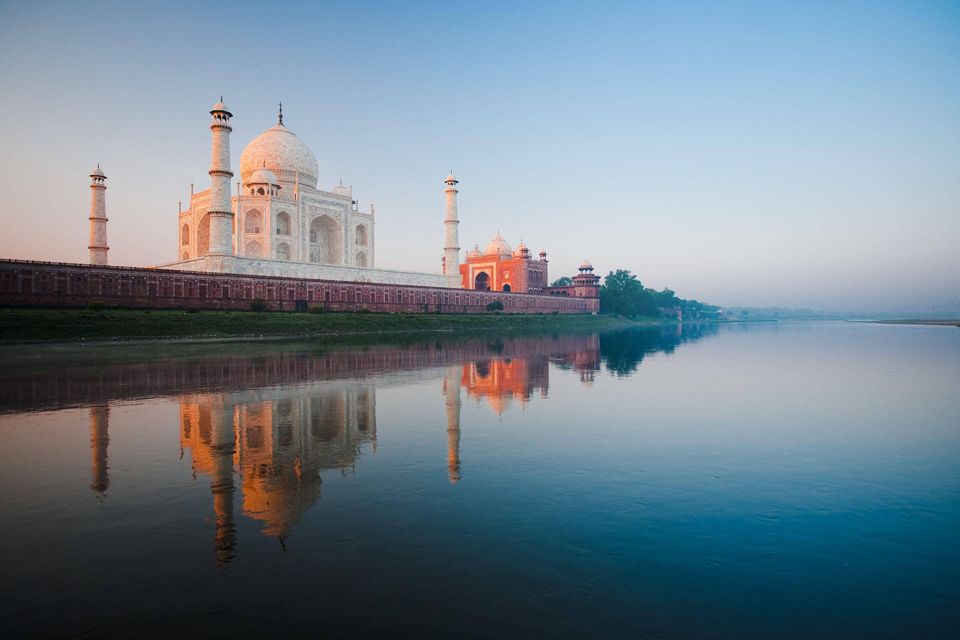 India: Tourist Visas Resumed for Travelers on Chartered Flights