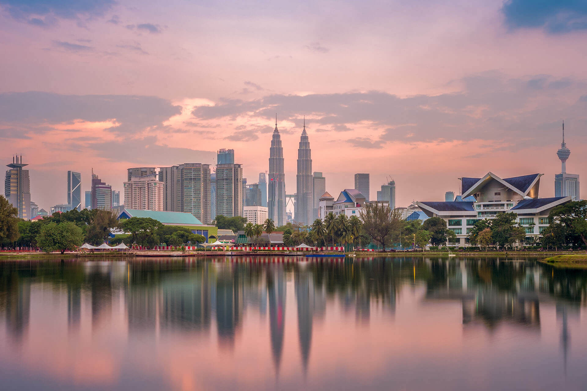 Malaysia: New Application Features and Fees for Expatriate Employment