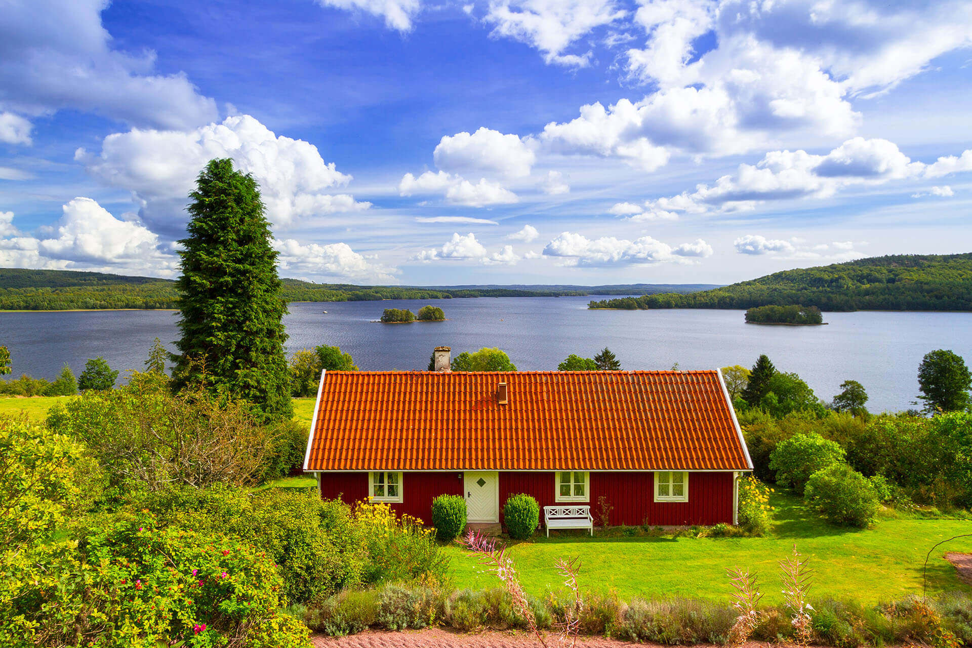 Sweden: New Work Permit Rules, New Entry Visas, & Residence Permits