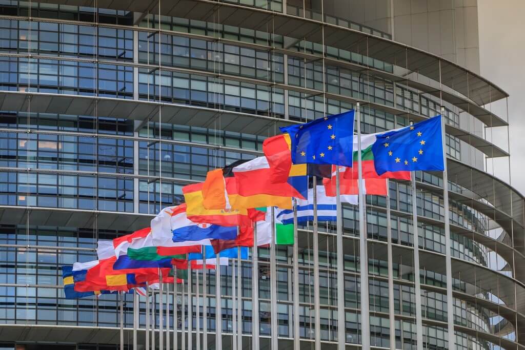 EU: New Rules to Improve Digital Platform Workers' Rights