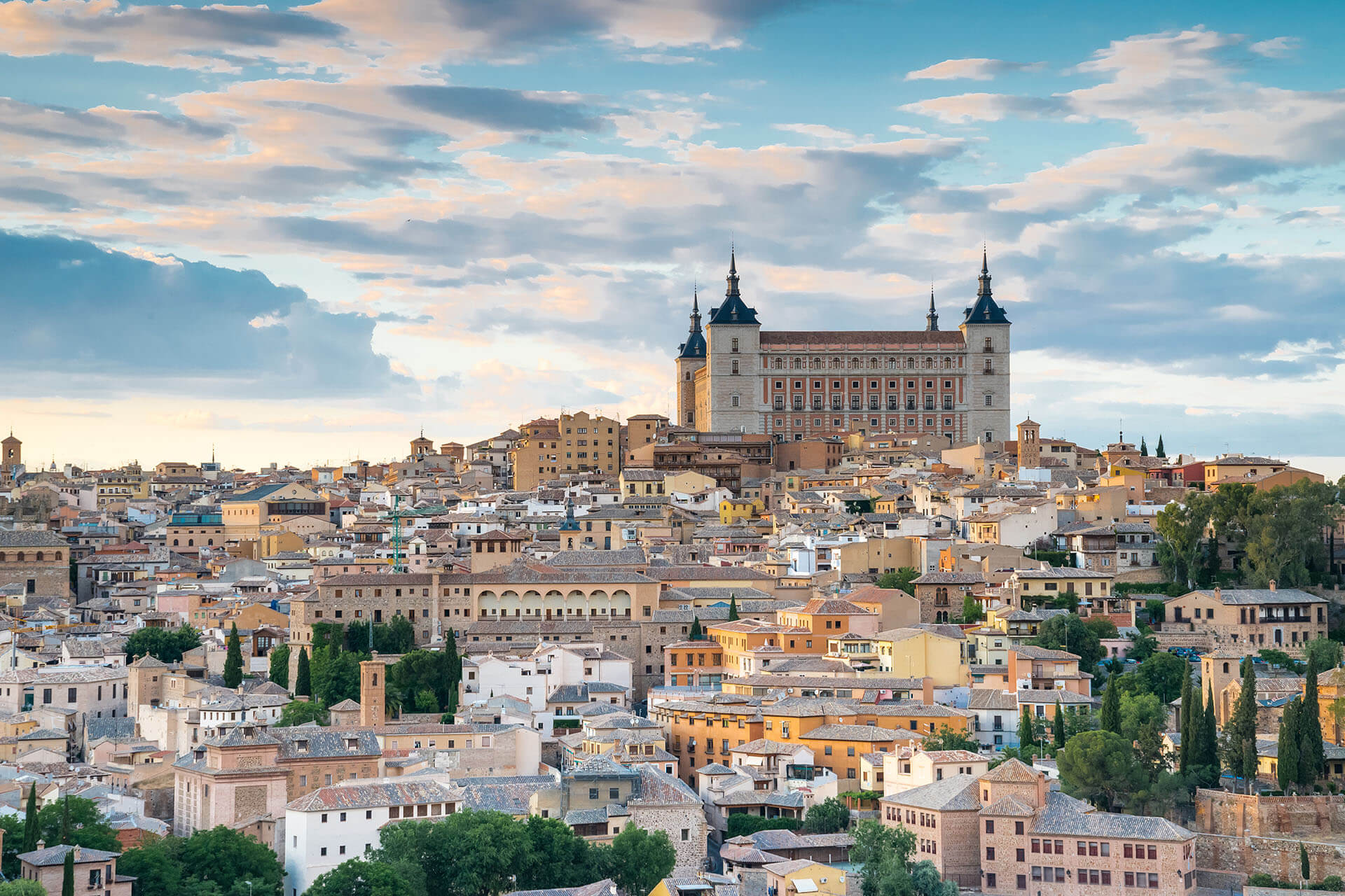 Spain: Entrepreneur Act Requirements & Stricter Document Rules