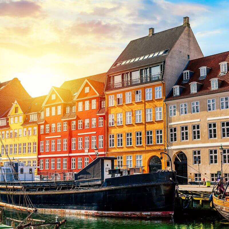 Denmark: Tightens Work and Family Rights for Some Students