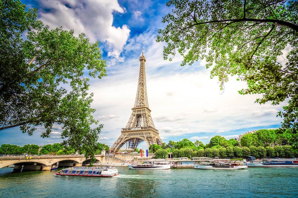 France: Eases EU Blue Card Rules for Skilled Workers