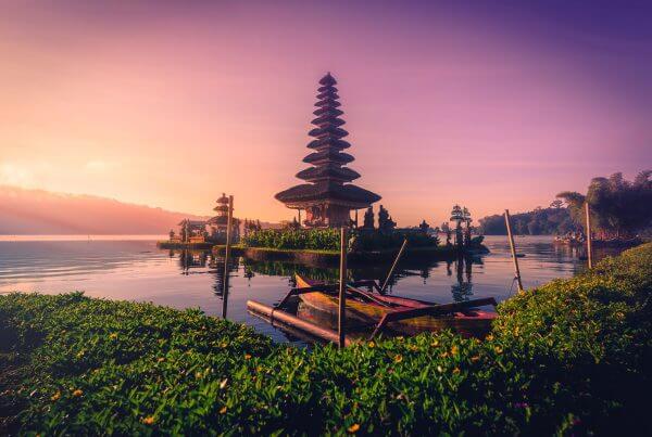 Indonesia: Visitor Stay Permits Now Extendable to 180 Days