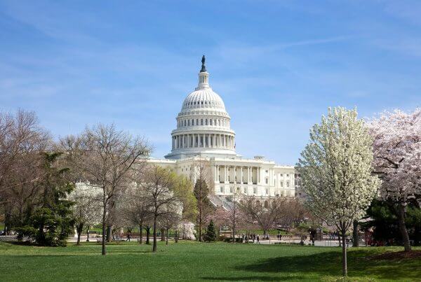 US: DS-160 Must Now Be Submitted 48 Hours Before Interview