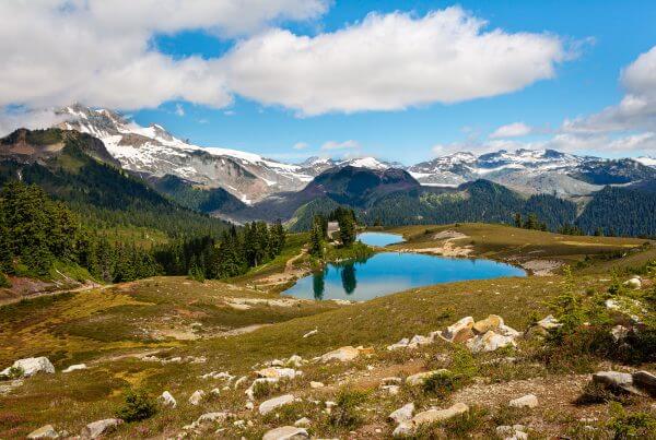 Canada: Skilled Refugee Immigration Pilot Extended to 2025