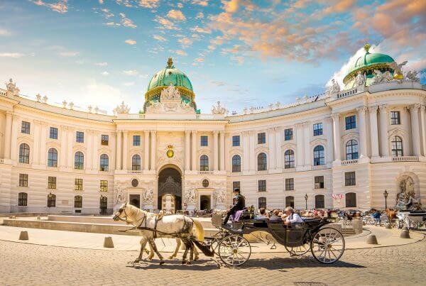 Austria: 2025 Income Thresholds for Residence Permits