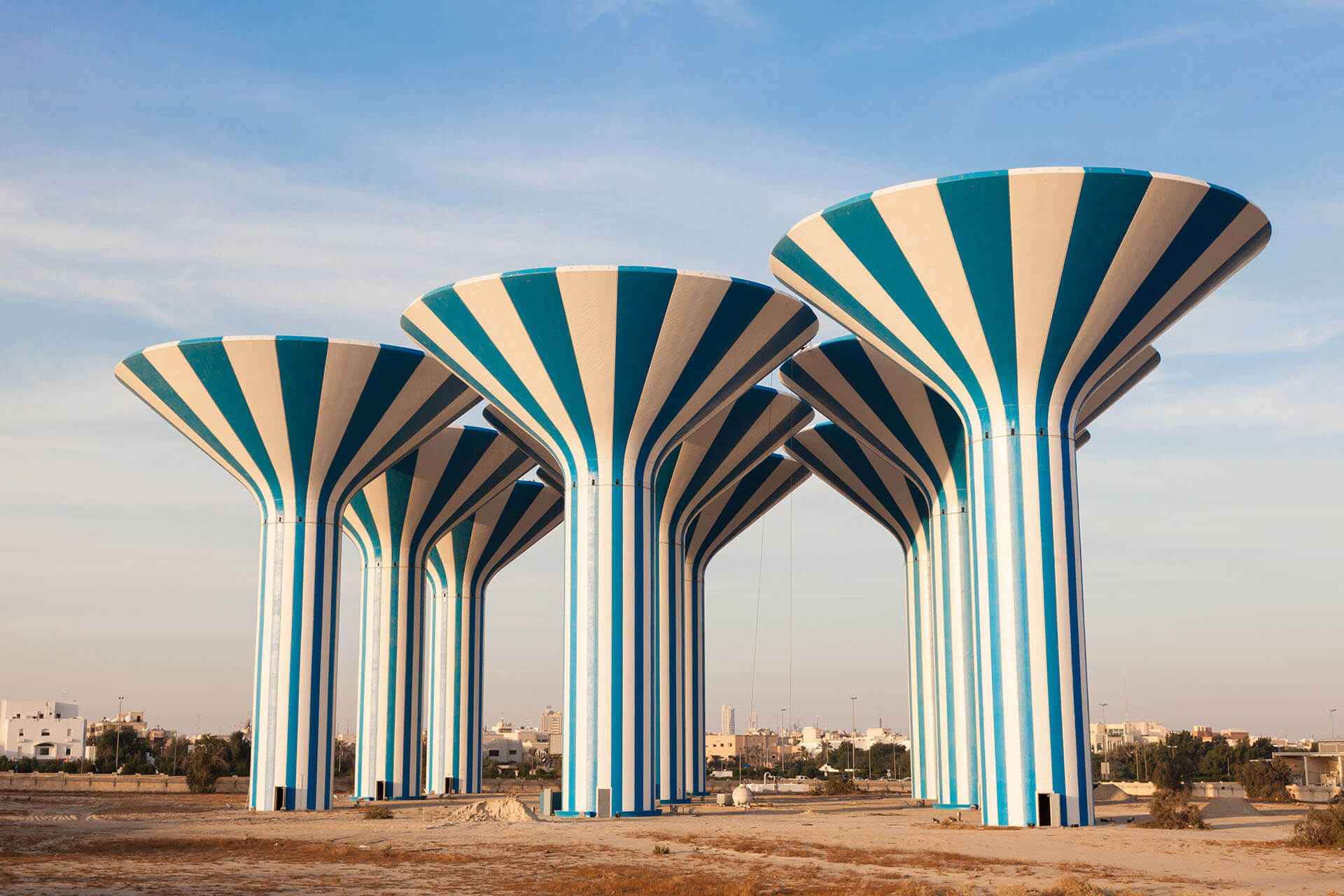 Kuwait: Exit Permits Now Required for Foreign Workers
