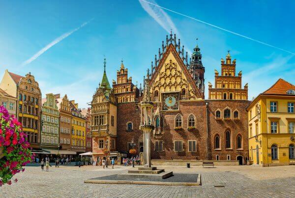 Poland: Biometric Passport Services Launch at Wrocław Airport
