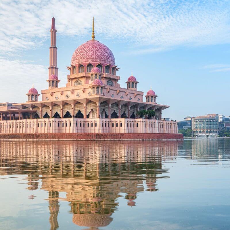 Malaysia: Updated Position List for Professional Visit Pass