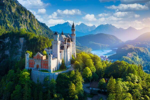 Global: Immigration News Roundup – November 14, 2025