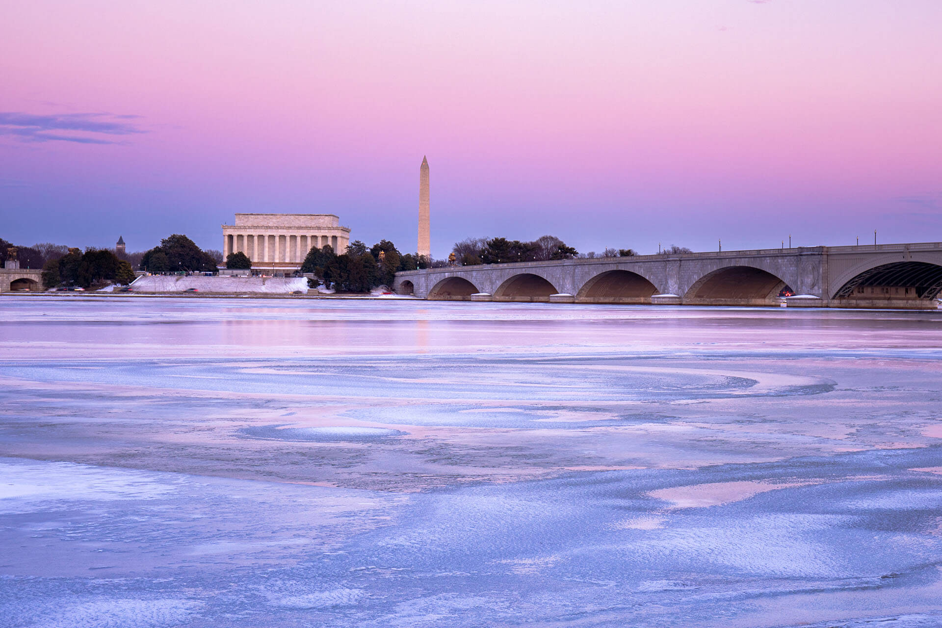 US - Immigration News Roundup – December 23, 2025